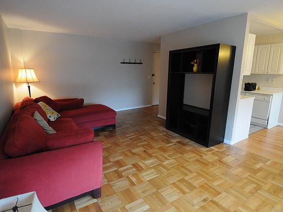 4th image of 45 E Hartsdale Ave APT 3F