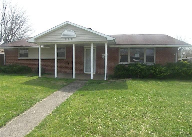 1st image of 900 Macmillan Dr