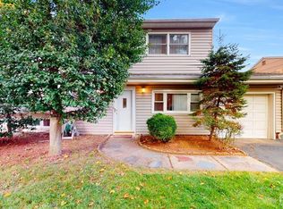 22 Overbrook Dr, Colonia, NJ 07067