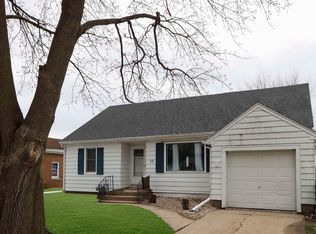 318 S Division St, Waupun, WI 53963