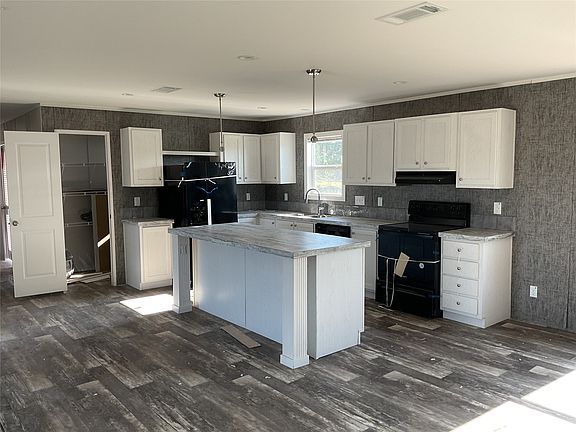 2nd image of 137 Firefly Dr
