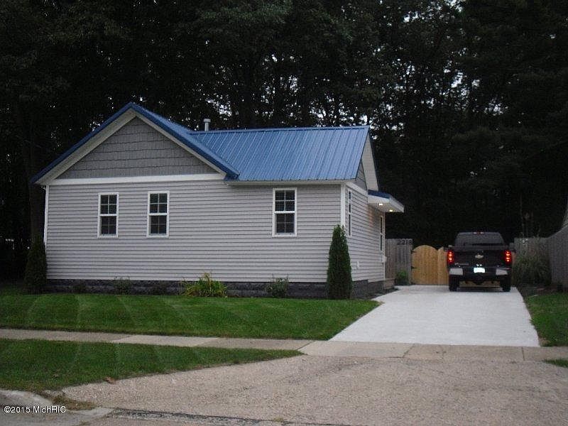 1st image of 2218 Cottage Grove Ave