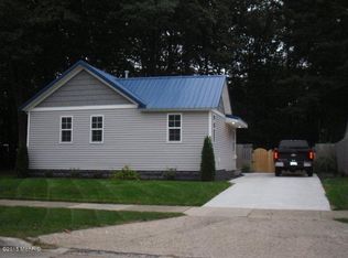 2218 Cottage Grove Ave, Muskegon, MI 49441