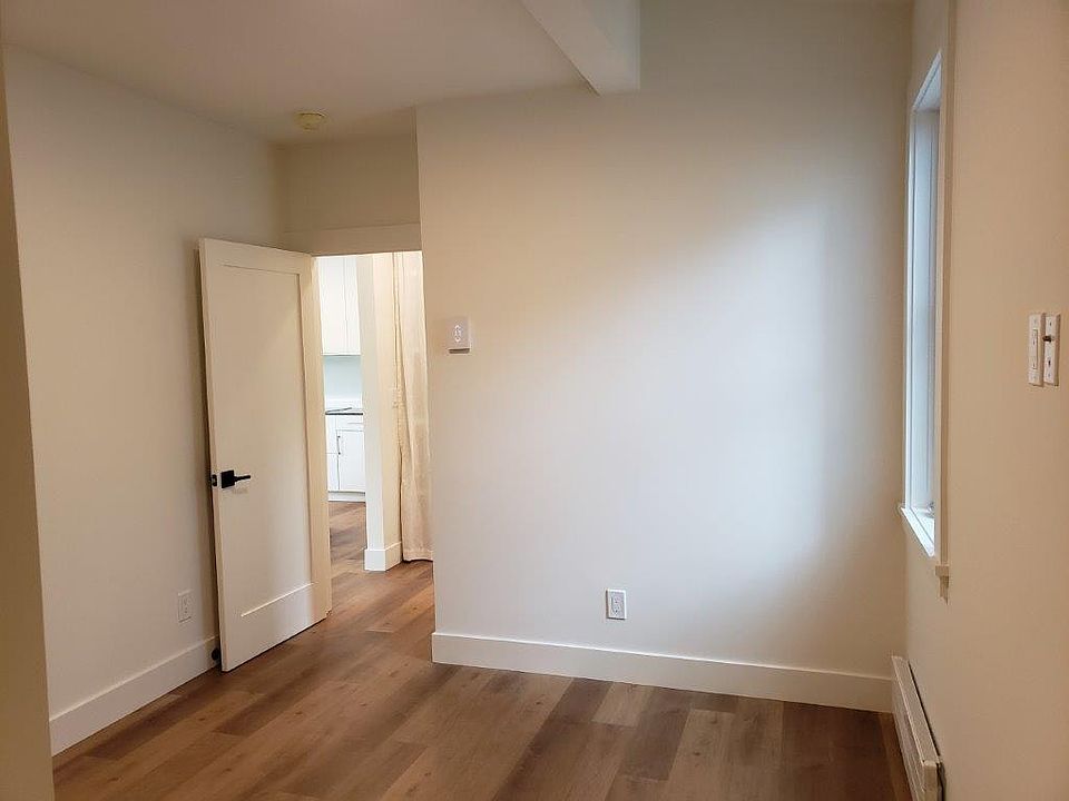 2nd image of 2030 Carl St #1