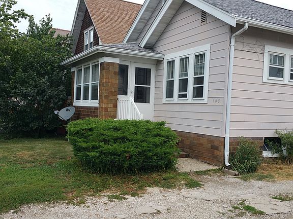 2nd image of 709 W Loucks Ave