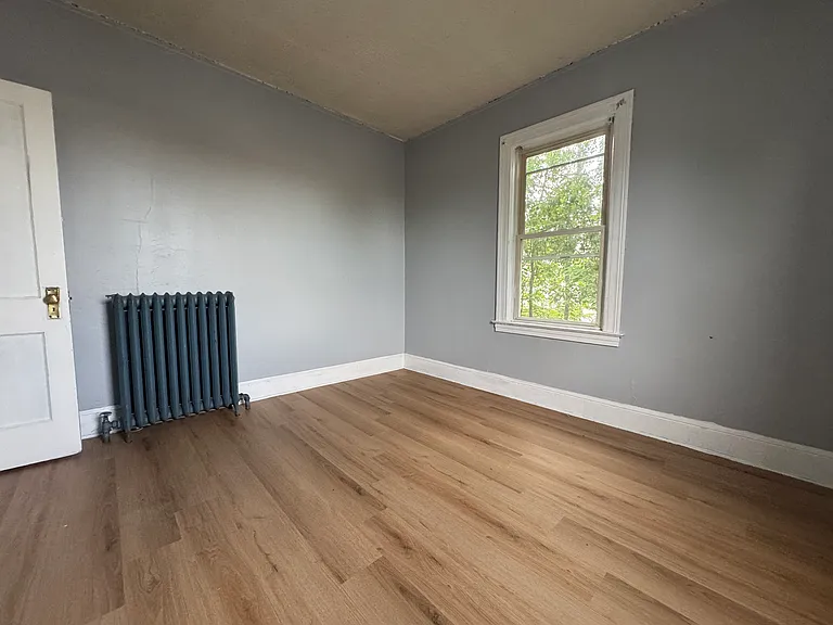 14 Standish St #2E — Photo 6