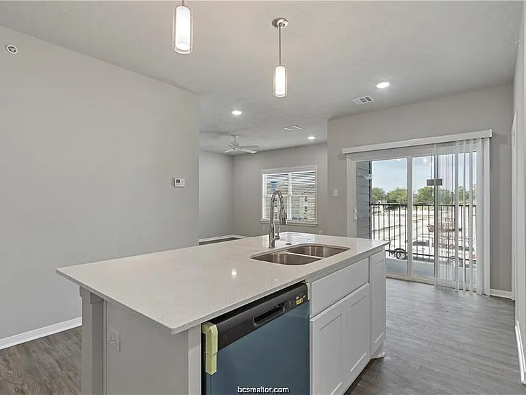 1326 Prairie Dr #1211 — Photo 8