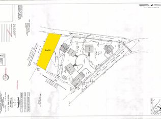 4 Cemetery Rd, Provincetown, MA 02657