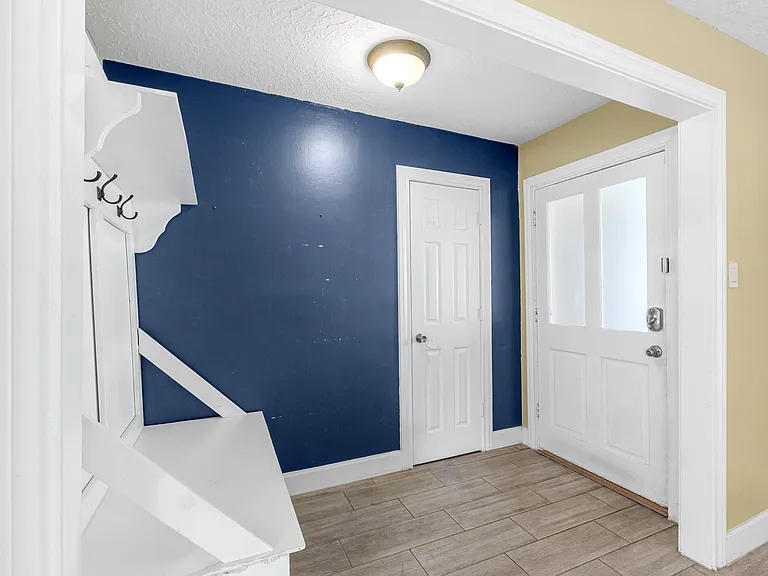3010 Westerland Dr — Photo 6