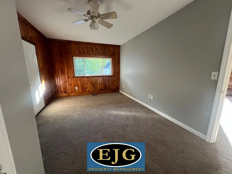 11 Ashuelot Main St #5 — Photo 14