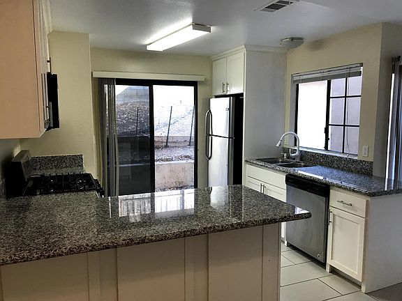 5th image of 1225 N Broadway #26