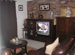 1000 B Margarite, Scott Twp Sal, PA 15216