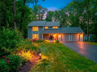 10 Fairway Ln, Berwick, ME 04344