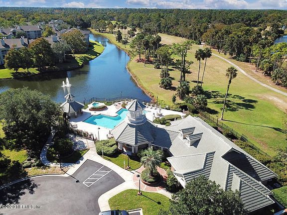 3rd image of 200 Ironwood Dr Unit 218