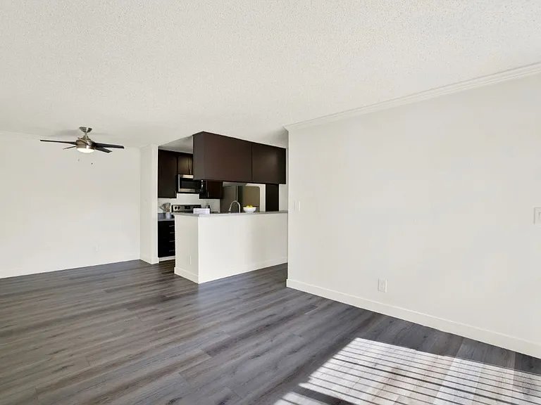 Monterra Ridge Apartments — Photo 9