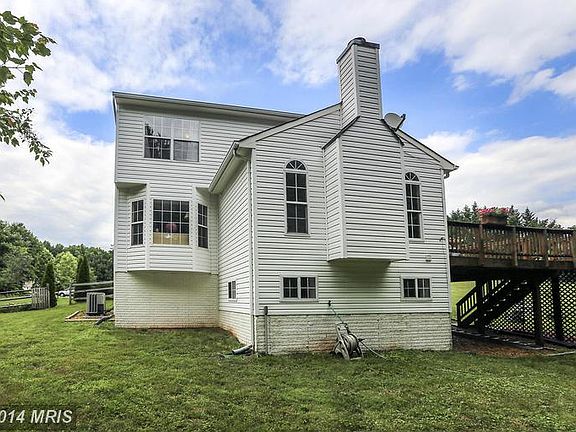 2nd image of 9131 Estates Pond Ct