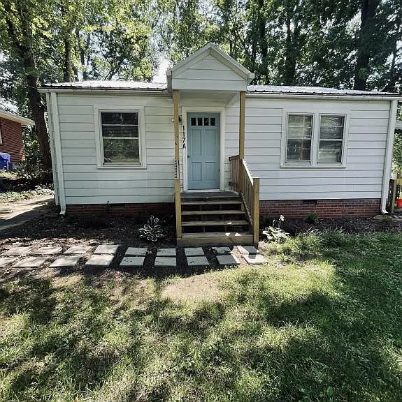 117A White Oak Dr — Photo 1