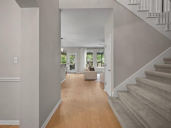 5th image of 2823 Lantana Ridge Dr