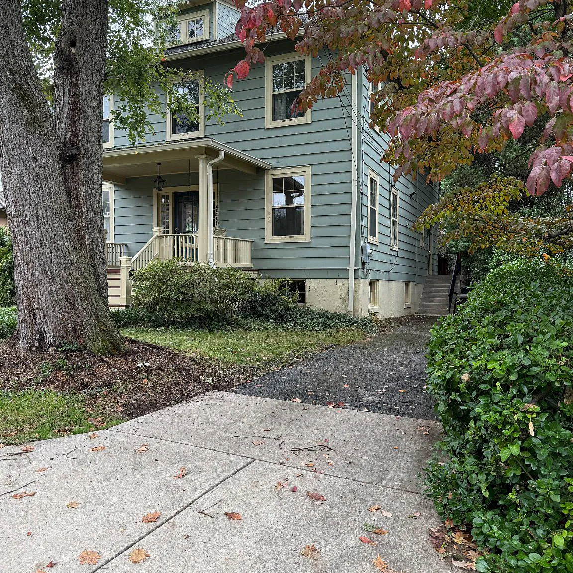 4 bed, 4.0 bath, 2176 sqft, $6,500 — Photo 2