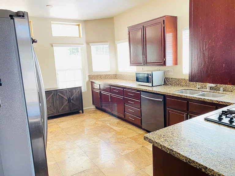 6863 Portofino Ct — Photo 7