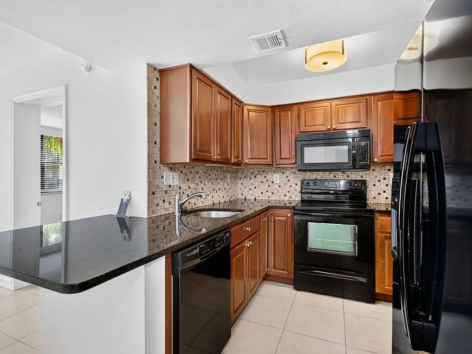 706 Executive Center Dr #24-2-24