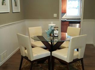 10 Harrison Ave S, Hopkins, MN 55343