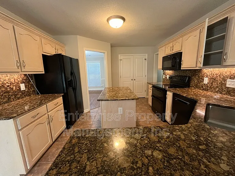 11861 Bridal Ln — Photo 15