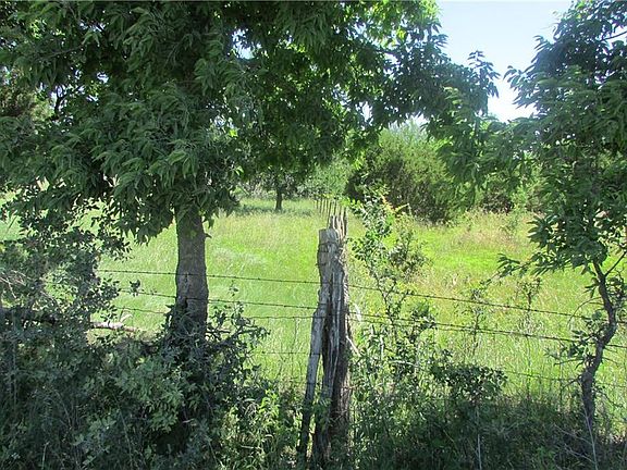 3rd image of 2989 County Road 1105