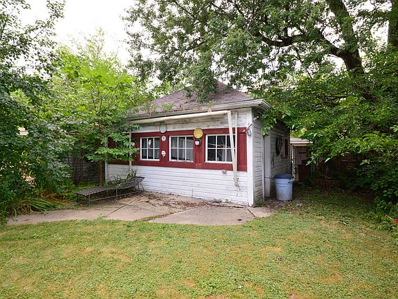 4th image of 5058 N Saint Louis Ave