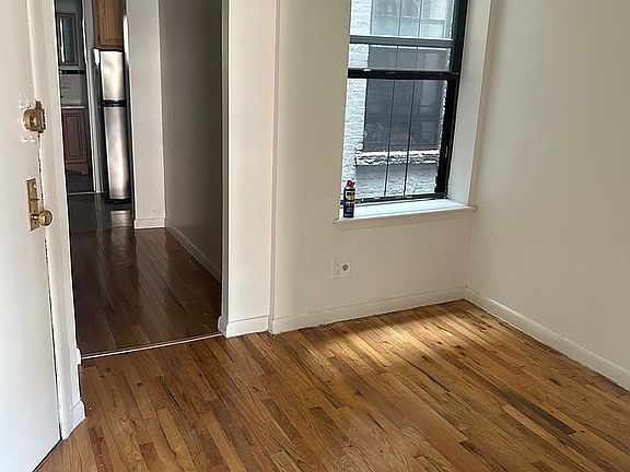 2nd image of 122 W 137th St APT 4B