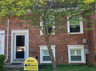 17645 Kohlhoss Rd, Poolesville, MD 20837