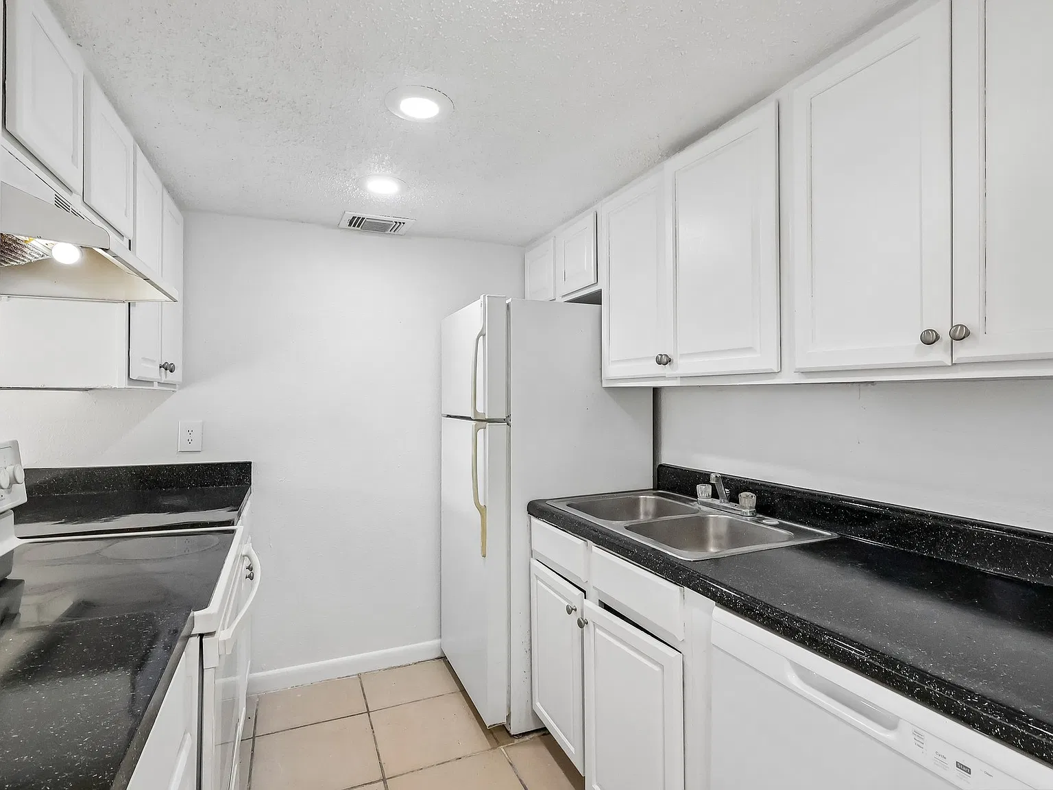 Blossom Terrace Apartments — Photo 4