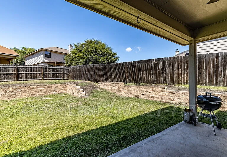 9715 Justice Ln — Photo 40