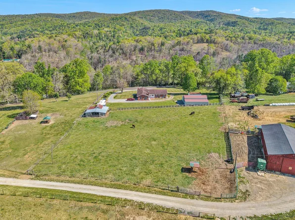 3673 Mount Zion Rd, Blacksburg, VA 24060