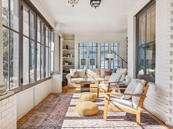 577 Lincoln Ave, Saint Paul, MN 55102