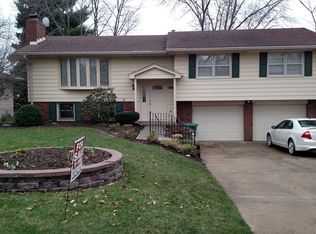 11335 Arbor St, Omaha, NE 68144