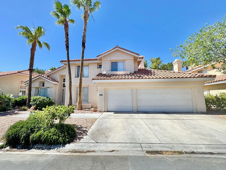 2929 Sterling Cove Dr