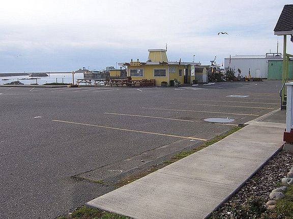 3rd image of 110 Anchor Way