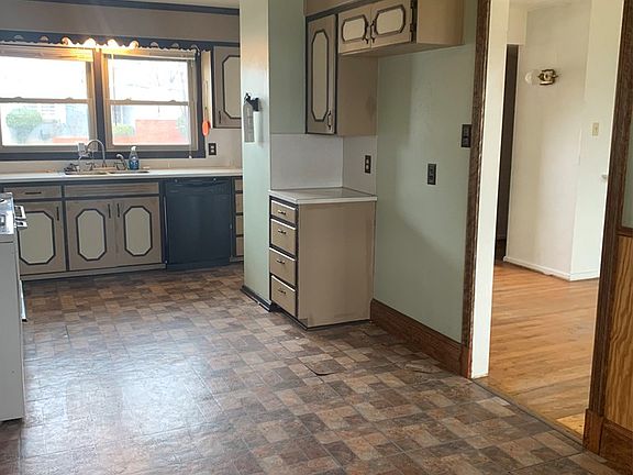 4th image of 2518 Beechwood St