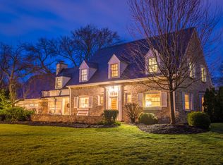 2424 N Harding Blvd, Wauwatosa, WI 53226