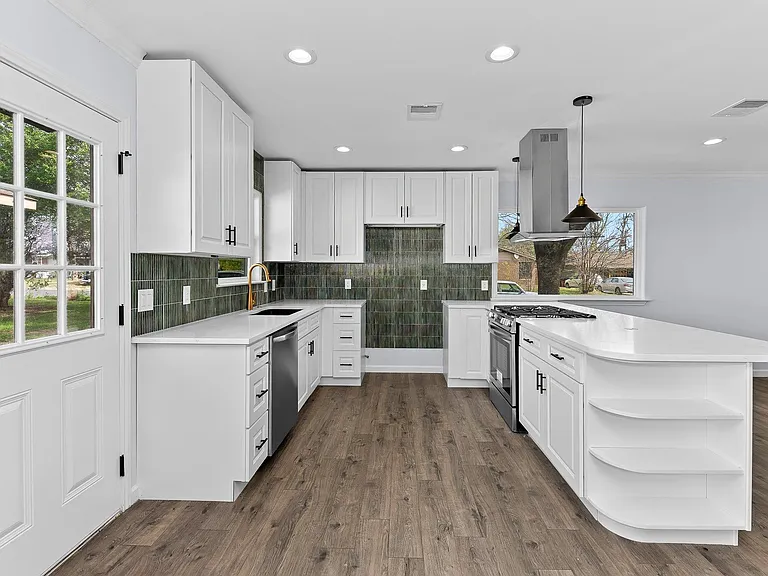 1307 Yorkshire Dr — Photo 20