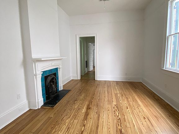 3rd image of 1014 Lowerline St