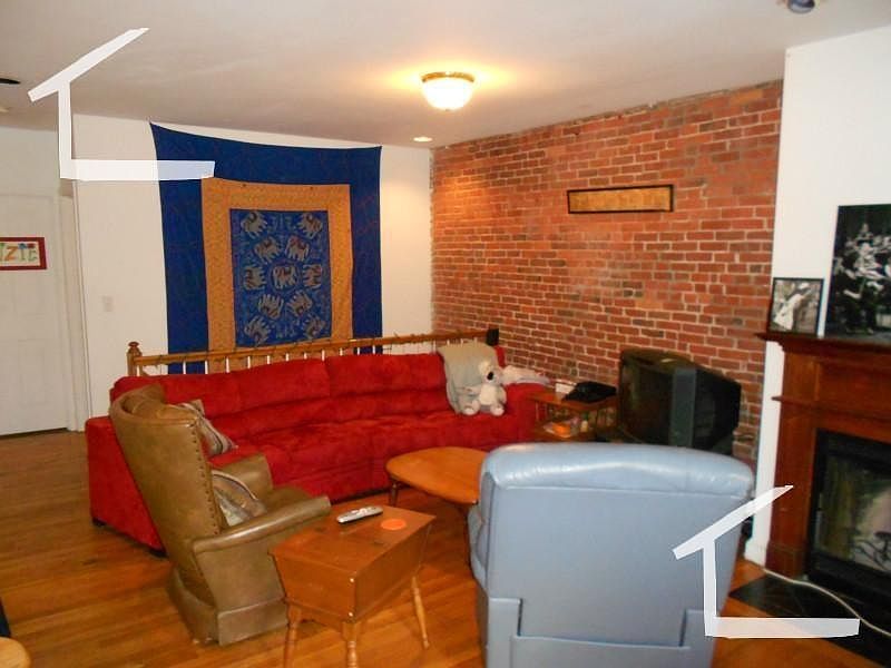 2nd image of 486 Massachusetts Ave #1IS