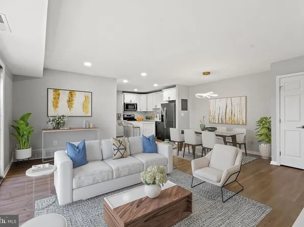 10171 Fair Woods Dr #301, Fairfax, VA 22030