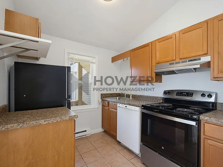 1029 Iyannough Rd #1D — Photo 24