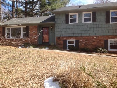 5101 Williamsburg Rd, Winston Salem, NC, 27106