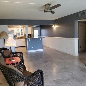 2333 Indian River Blvd APT 103, Vero Beach, FL, 32960