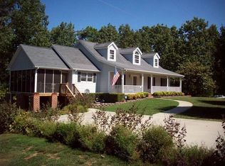 303 Cottage Dr, Mount Airy, NC 27030