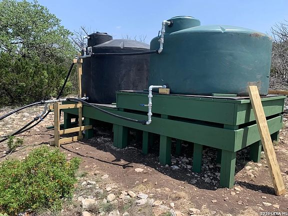 3rd image of 000 No Name