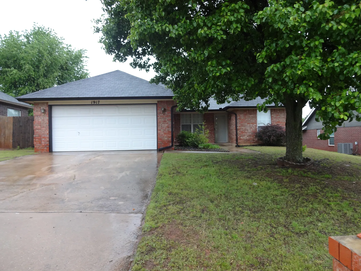 3 bed, 1428 sqft, $1,400 — Photo 1